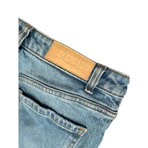 PINK Victoria's Secret High Waisted Wide Leg Jeans Light Wash Denim Size 6 thumbnail 4