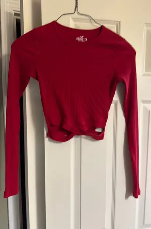 Hollister Cut-Out Top Long Sleeve thumbnail 1