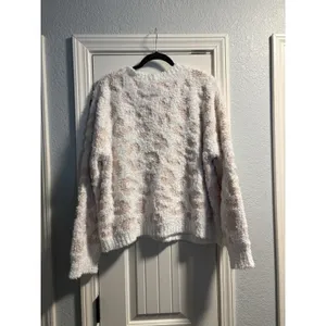 POL Sweater Womens L Cream Blush Leopard Print Eyelash Popcorn Knit TSS810 thumbnail 5