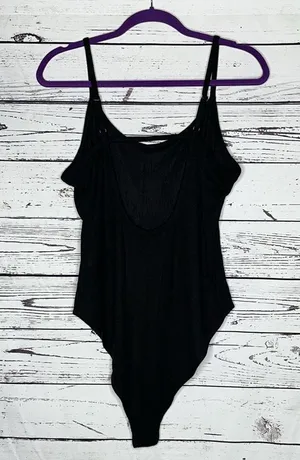 Forever 21+ NWT Plus Size 1X Black Cut-Out Back Ribbed Knit Bodysuit thumbnail 2