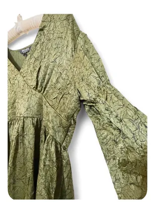 NWT Disturbia Women’s Arda Virago Crinkle Green Olive V-Neck Mini Dress Size 10 thumbnail 13