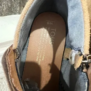 Tom’s ankle women’s boots size 8 thumbnail 2