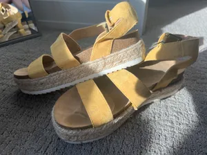 Yellow Platforms Sandals thumbnail 3