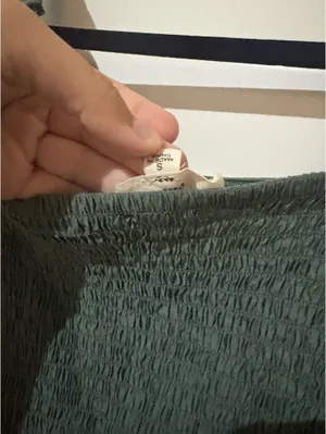Green Puff Sleeve Boutique Crop Top thumbnail 3
