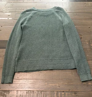 Old Navy Women’s Small Green Chunky Knit Crewneck Sweater Pullover thumbnail 3