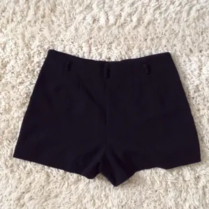Forever 21 High Waisted Black Shorts thumbnail 3