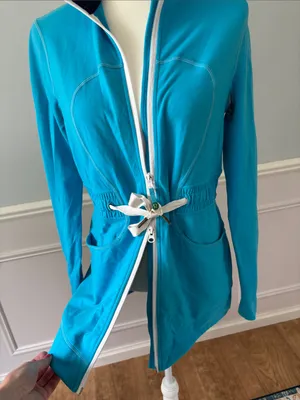 Lululemon Yohari Zip Front Jacket 10 Blue Mock Neck Tie Waist Sweatshirt Top thumbnail 9