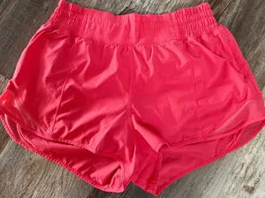 Lululemon pink hottie hot shorts 2.5” thumbnail 1