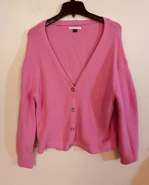 Women’s American Eagle Pink Cardigan Size XS thumbnail 1