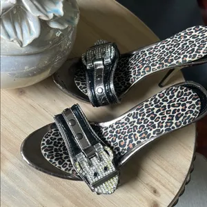 Bolaro Y2K Vintage Diamond Belt Strap Clog Sandals Size 6 thumbnail 9