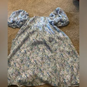Storia babydoll floral dress‎ small thumbnail 4