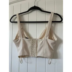 Windsor‎ Cream Corset-Inspired Pleated Bust Crop Top Small thumbnail 3