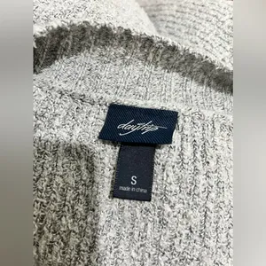 Daytrip Sweater Grey thumbnail 2