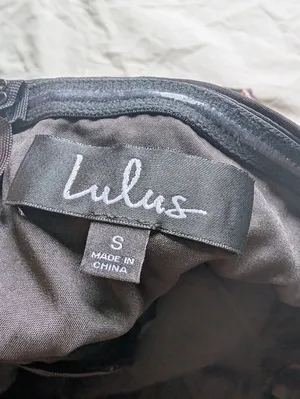 NWT Lulus For the Frill of It Embroidered Strapless Midi Dress Small Black/Pink thumbnail 3