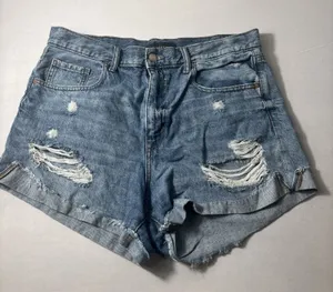 Aeropostale Mom Shorts Size 14 Light Blue‎ Ripped Distressed Cuffed Shorts thumbnail 1