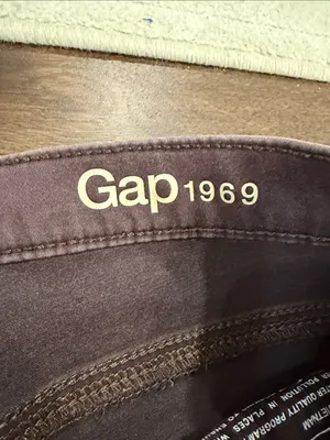 GAP True Rise Skinny Jeans in Plum-Brown Size 31R - C60-046 thumbnail 2