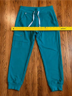 FIGS Technical Collection Scrub Jogger Pants | Women’s Sm Petite| Emerald Green thumbnail 9