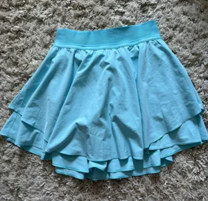 Lululemon Skirt thumbnail 1