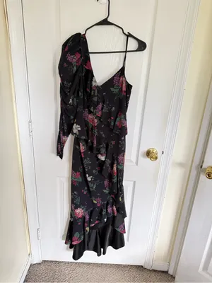 AMUR Pasqualena One Shoulder Dress in Floral Print thumbnail 8