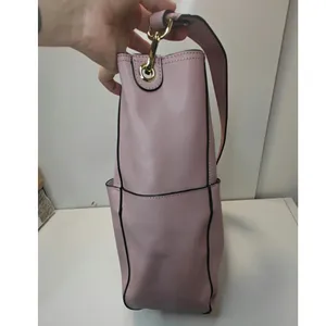 Baby Pink leather Tote by Bostatent thumbnail 5