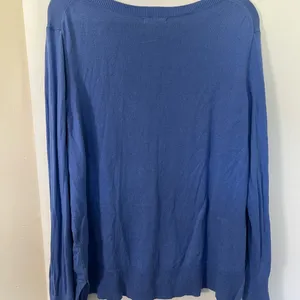 GAP Women's Blue Crew Neck Sweater thumbnail 4