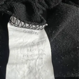 Large Black sweatpants Capri, featuring a classic streetwear style, Used, #219 thumbnail 3
