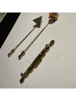 Lot Of 3 Gold Tone Brooch / Lapel Stick Pins 1 Signed Sarah (Sarah Coventry) thumbnail 9