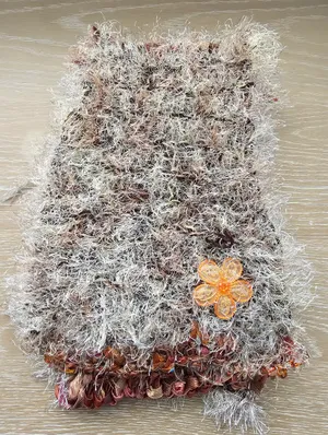 Vintage Y2K Hand Knitted Earthy Fuzzy Eyelash Yarn Scarf – Beige, Rust & Bronze thumbnail 3