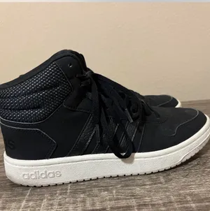 Women’s high top Adidas Black 9.5 thumbnail 4