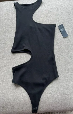 NWT  Bodysuit thumbnail 4
