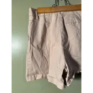 Primark Women's Size 4 High Waist Pleated Chino Shorts Light Baby Pink Stretch thumbnail 5