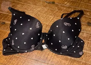 Victoria’s Secret lightly lined polka dot 34B T-shirt bra thumbnail 1