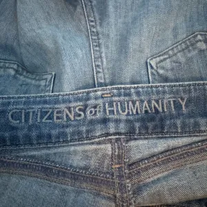 Citizens of Humanity | Boyd Uber Low Rise Rocker Flare Jeans Light Wash Size 27 thumbnail 7