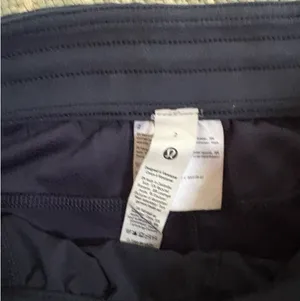 Lululemon sweatpants  thumbnail 3