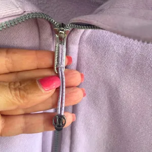 Lululemon Scuba Full Zip Hoodie Women 10 Purple Lavender Athleisure Thumbholes thumbnail 5