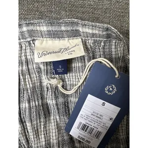 Universal Threads Womens Gray Plaid Smocked Crop Blouse Square Neck Size S thumbnail 5