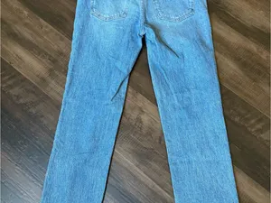 Madewell Light Blue Straight-Leg Jeans with Raw Hem thumbnail 4