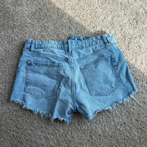 ZARA Denim Shorts  thumbnail 3