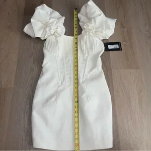 PrettyLittleThing White Corset Bodycon Bridal Dress - Size 6 thumbnail 6