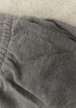 PINK Victoria’s Secret Sweatpants thumbnail 3