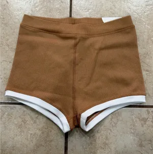Aerie OFFLINE shorts thumbnail 1