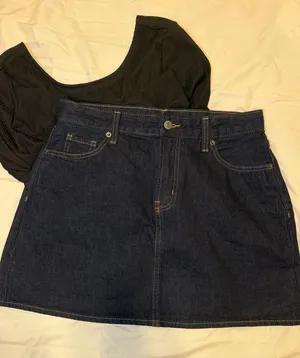 Old Navy Skirt Navy thumbnail 1