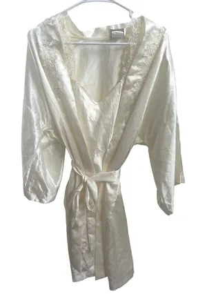 Vintage 90s Ivory Satin Bridal Peignoir Set Robe & Slip Floral Lace Pearl S thumbnail 1