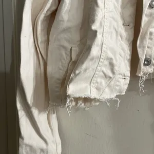 Free People White Distressed Cropped Jacket thumbnail 4