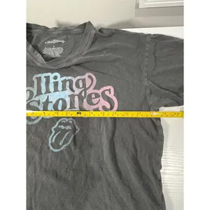 The Rolling Stones Band T Shirt‎ Gray Distressed Graphic Tee Women's Small thumbnail 5