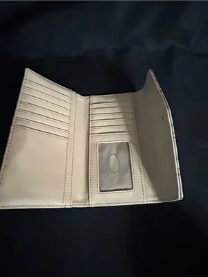 Guess Women’s Cream Logo Print Clutch Wallet thumbnail 7