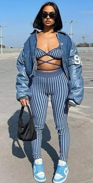 Women’s 2 Piece Bodycon Tracksuit Outfit Size Medium thumbnail 1