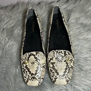Vionic Hayes Loafer Ivory/Multicolor Snakeskin Patterned Loafers Size 9 thumbnail 7