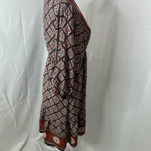 Renee C deep v neck dress size large thumbnail 3