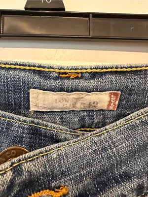 Levi's Women's low rise 542 flare Medium Blue Jeans thumbnail 7